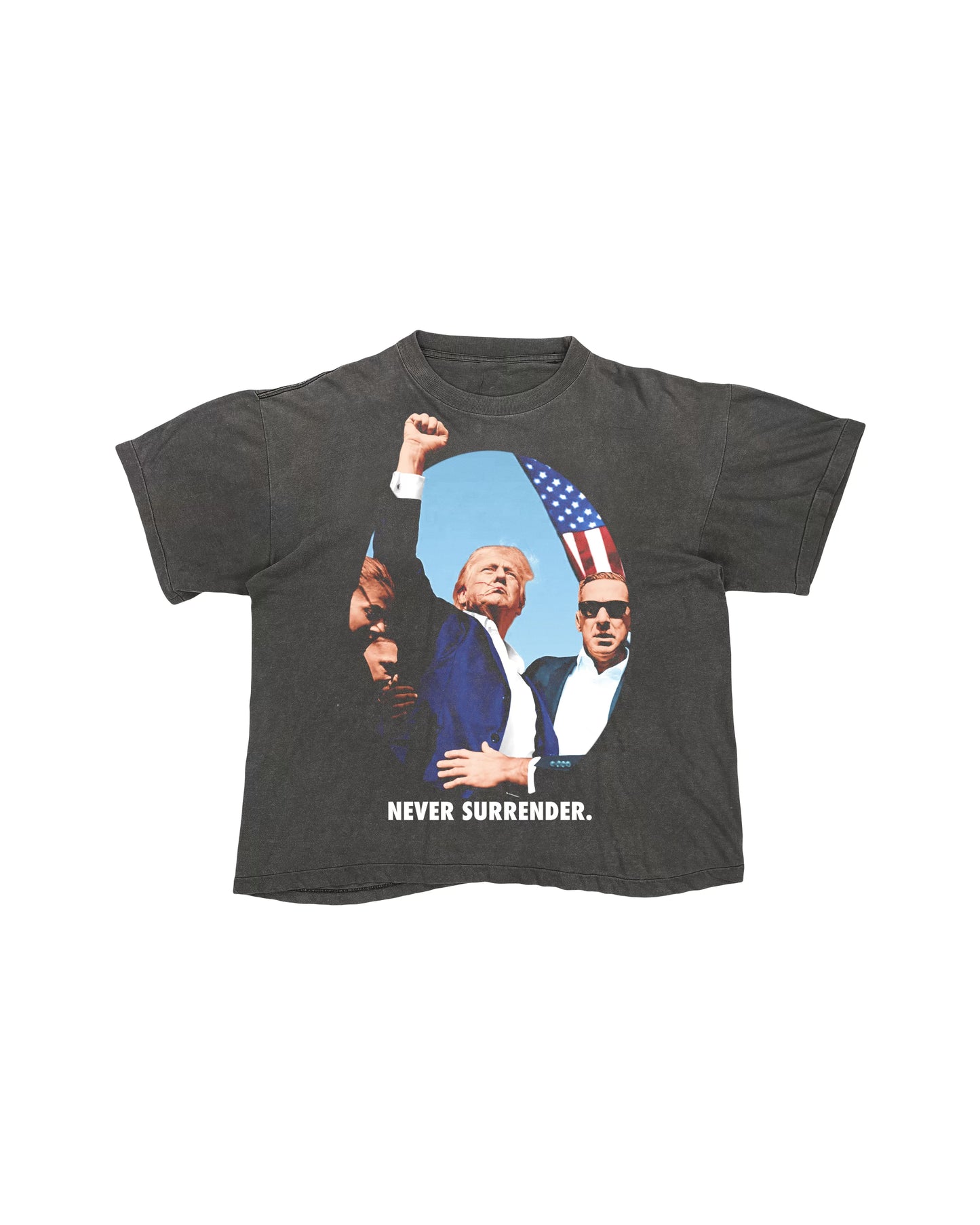 Donald Trump "Never Surrender" Headshot Tee